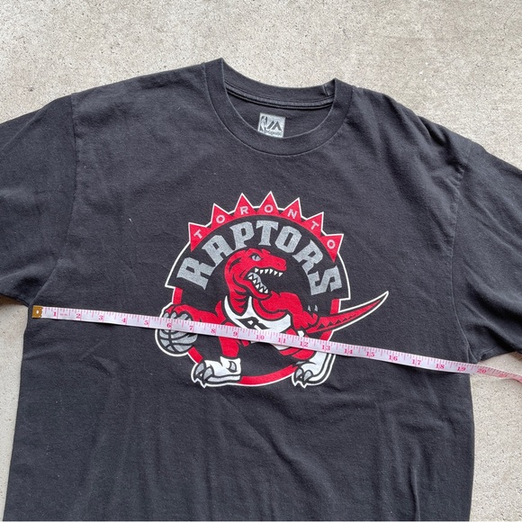 NBA Toronto Raptors Lowry T-Shirt - Picture 6 of 7